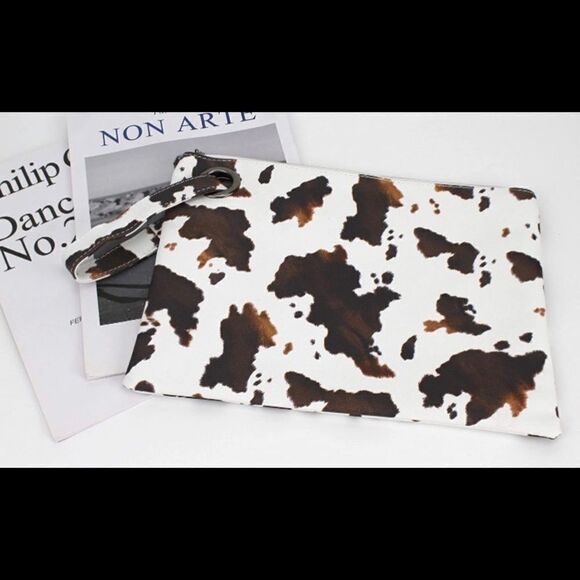 Cute wristlet‎ Cow Print Pattern Tan and Cream and Dark Brownish Black - Picture 1 of 6